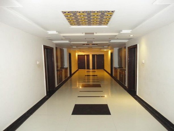 Hotel Rudra Plaza