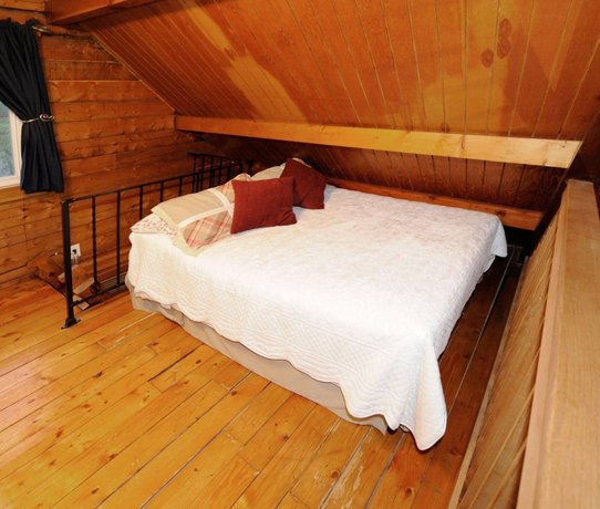 Alyeska Cabin