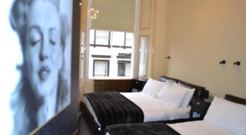 Signature Living Bold Street