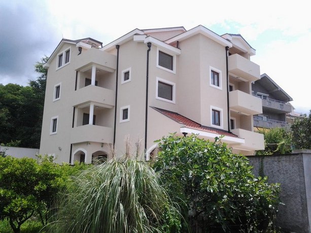 Apartments Krsticevic Tivat