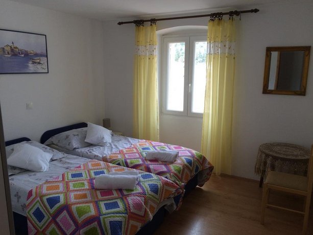 Apartments Tudor Nikola