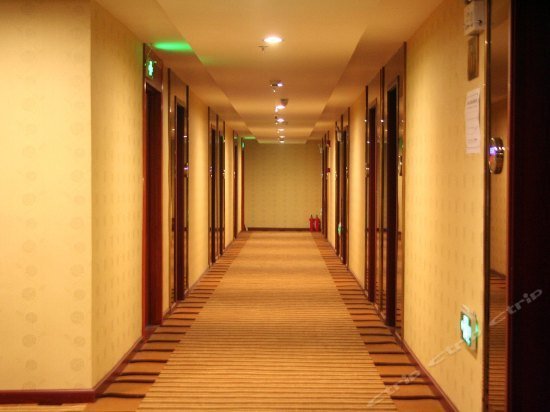 Po Yang Hu Hotel