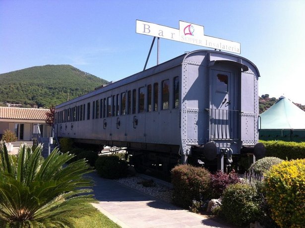 Skipper White Guest House