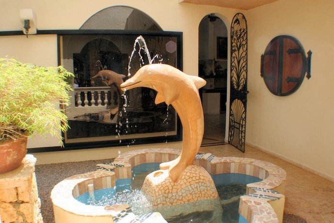 Golden Dolphin Villa