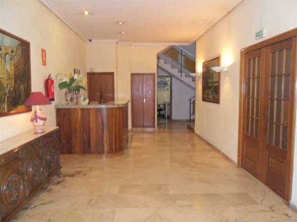 Hostal Ronda