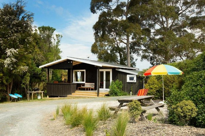 The Apple Pickers' Cottages at Matahua