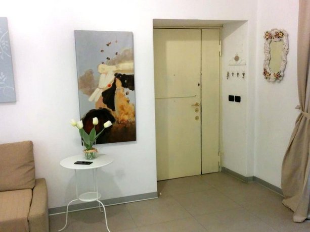 Zefnea House