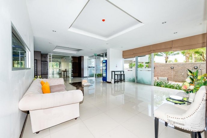 Karon Chic Studio