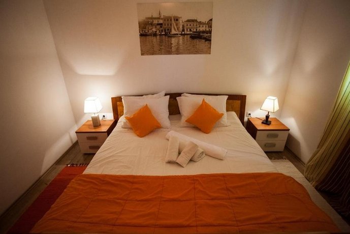 Apartments Emma Biograd na Moru