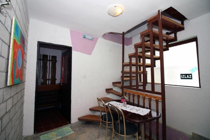 Holiday House Serov