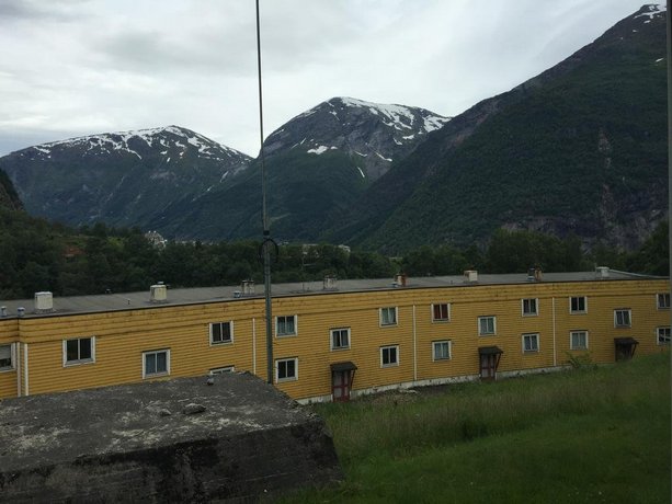 Trolltunga Guesthouse