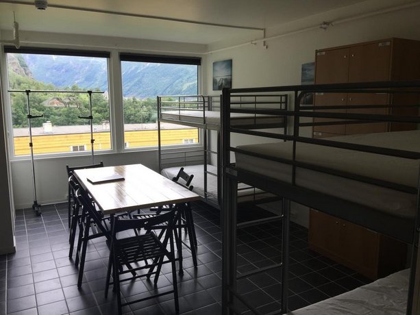 Trolltunga Guesthouse