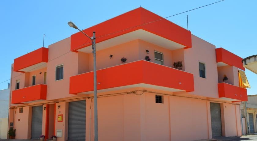B&B Delfinia