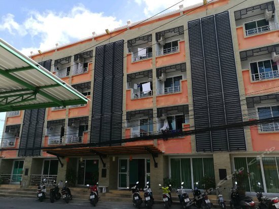 Raya Rawai Place