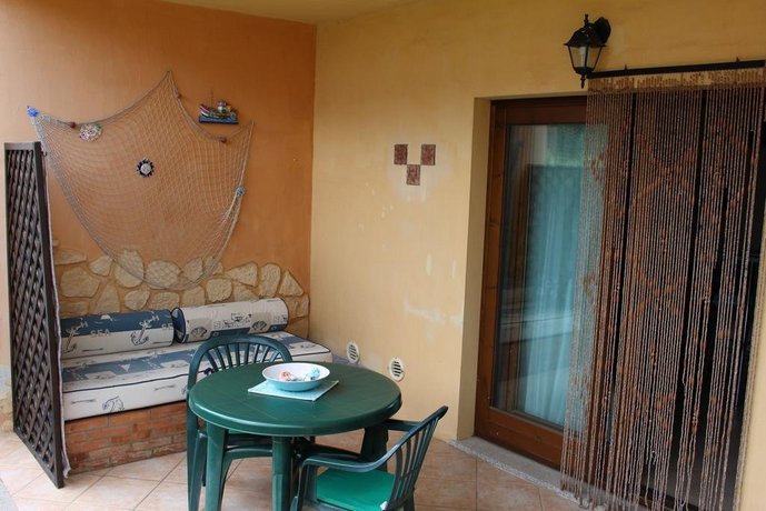 Appartamento con Giardino e Piscina