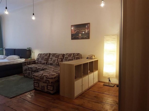 Schiller Apartment