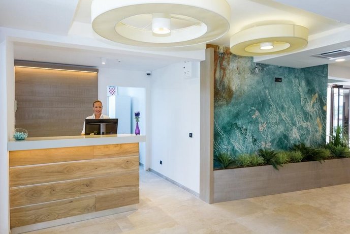 Hotel Petrcane