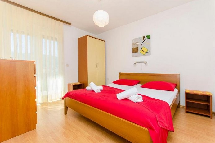 Apartment Tihana Stari Grad