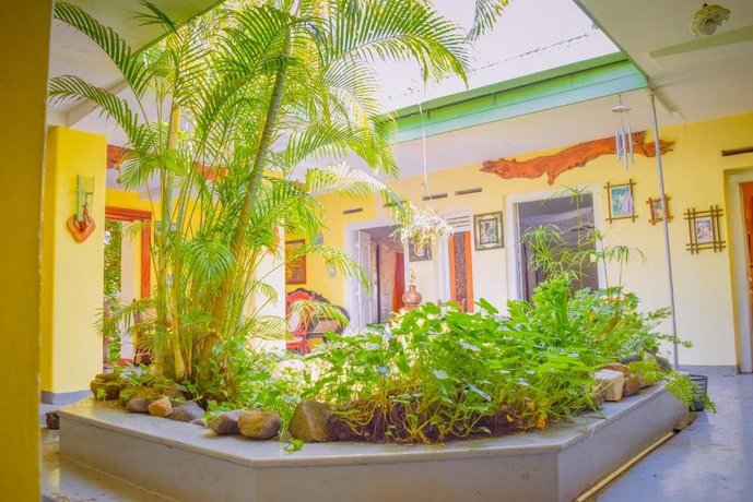 Shammie Guest House