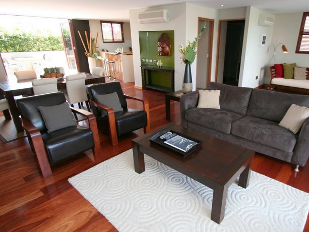 6/21-25 Fletcher Street - A Seventh Heaven