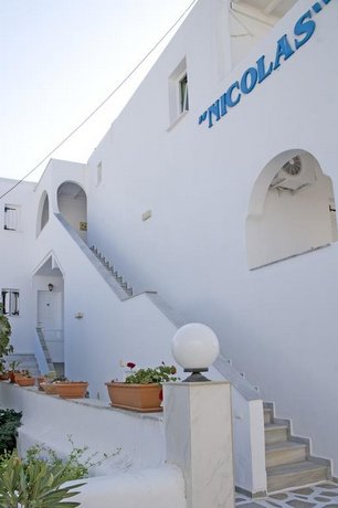 Nicolas Studios Antiparos