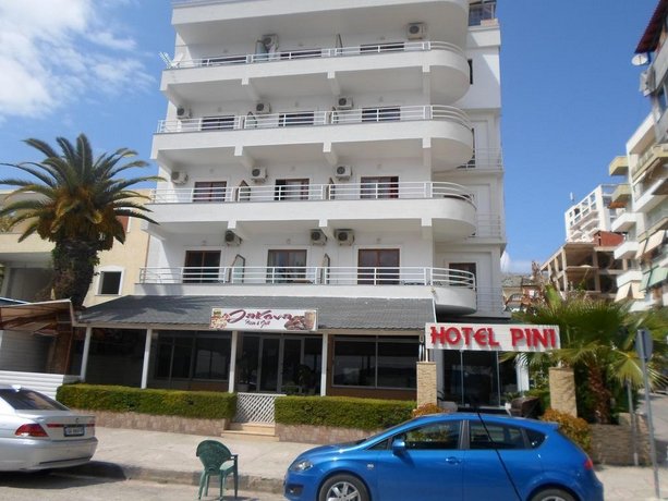 Hotel Pini Sarande