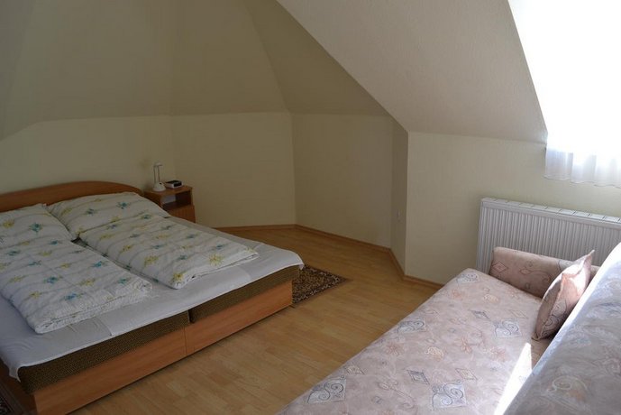 Villa Nova Heviz