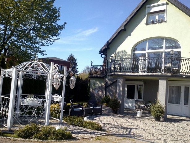 Mizerowka Guest House