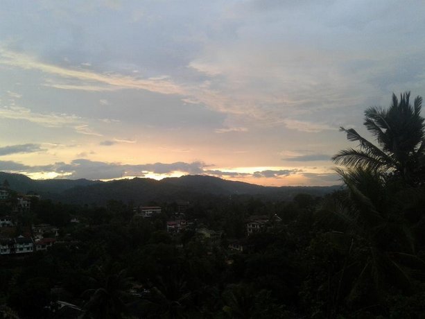 Cloud Nine Kandy