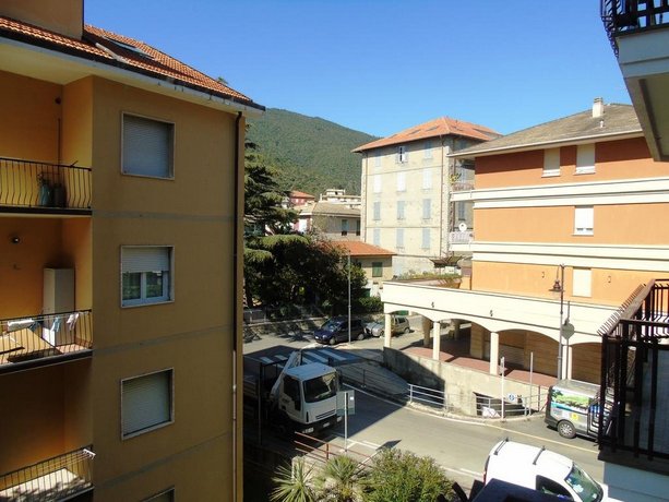 Deiva Holidays