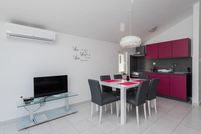 Apartments Atlas Grubisic