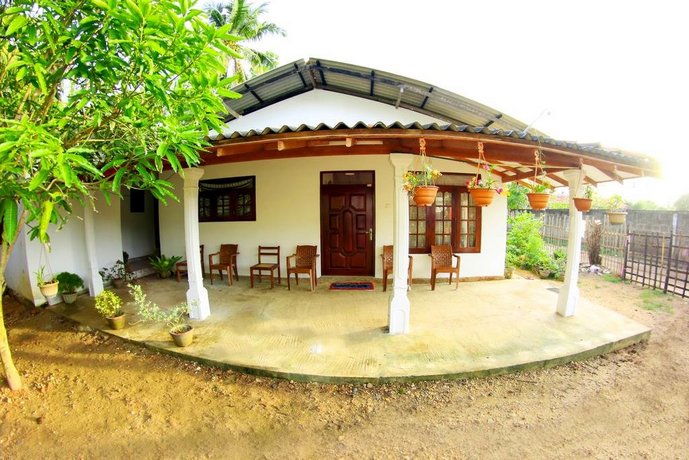 Hansi Resort Mirissa