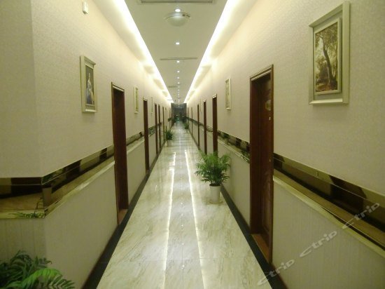 Heaton Vista Hotel