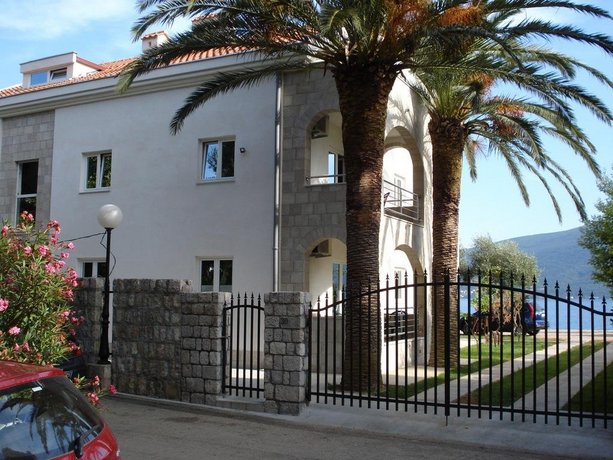 Apartments Villa Danilovic