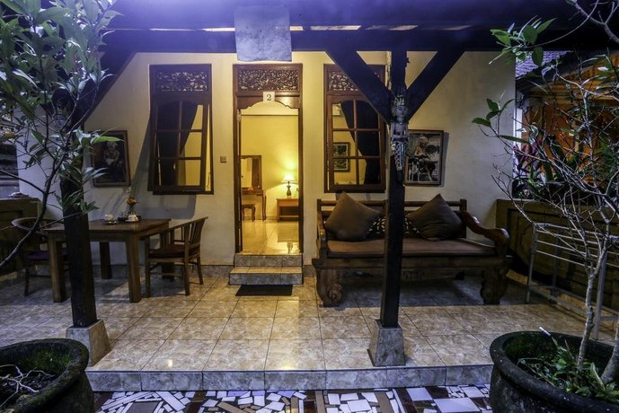 Gusti Kaler House