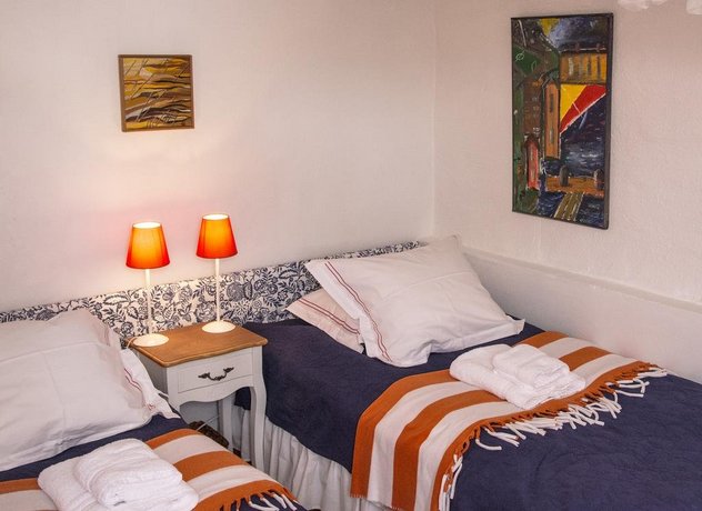 Rapsbollen Bed & Breakfast
