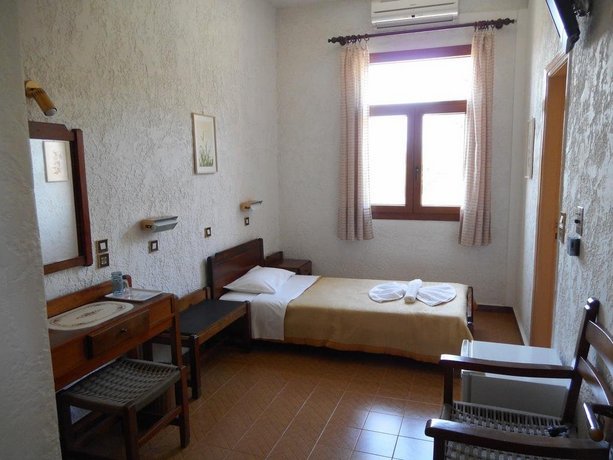 Pythais Hotel