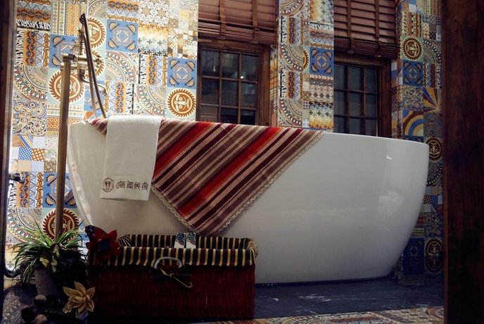 Huage Hostel
