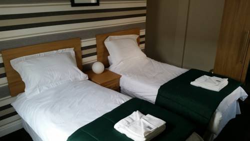 Hotel Eleven 25s and Over Only No Groups
