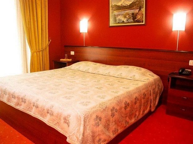 Vivas Hotel