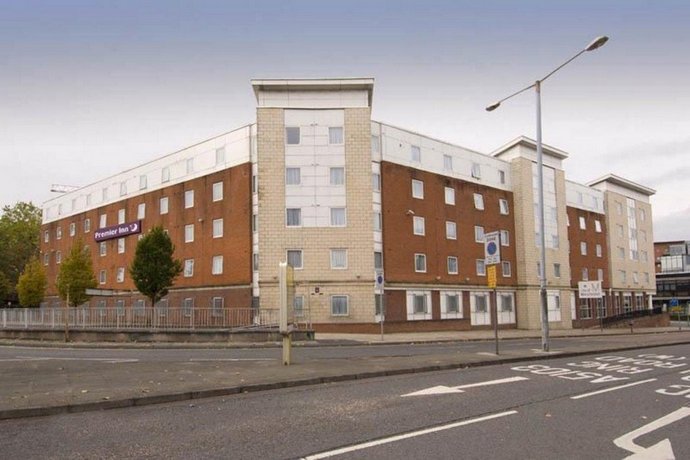 Premier Inn Manchester City Centre - Deansgate Locks