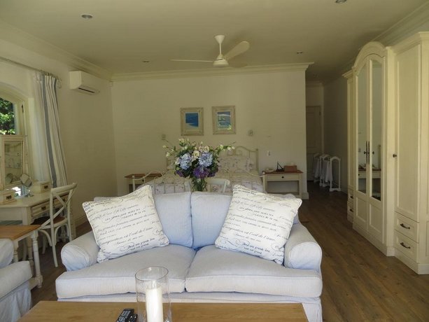 Constantia Valley Lodge