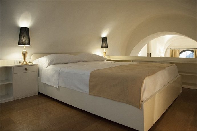 Secret Rhome Suite Lab