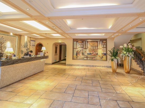 Yue Jiang Lan Hotel
