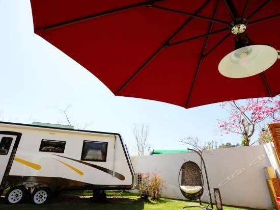 The EXPO Recreational Vehicle