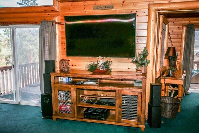 Alpine Lodge 1085 by RedAwning