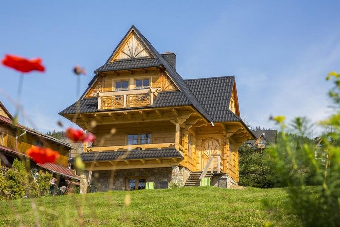 Udanypobyt Dom Bright House