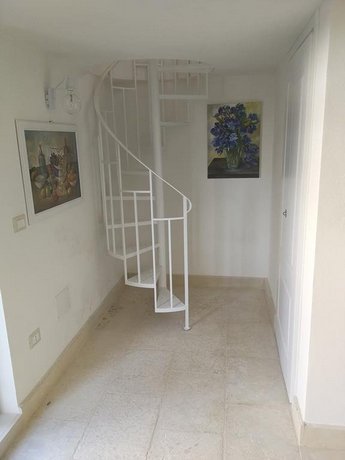 Dream House Noto