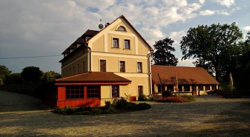 Pension Mlyn Stare Mitrovice Sedlec-Prcice Czech Republic thumbnail