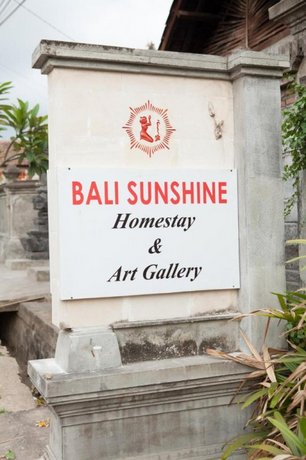 Bali Sunshine Homestay & Gallery